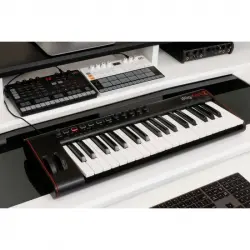 IK Multimedia iRig Keys 2 MIDI Controller