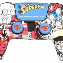 Funda + grips - FR-TEC Custom Kit Superman™, Para PS5, Licencia Oficial, Multicolor