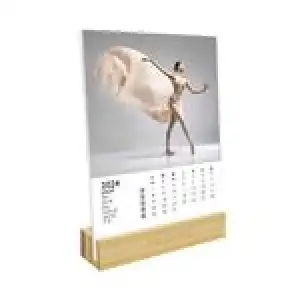 Calendario de mesa 2024 mes visto Danza