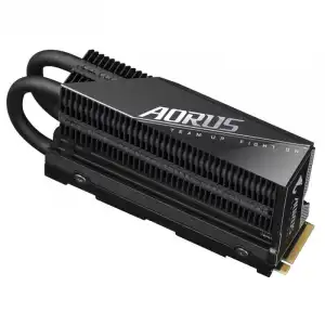 Gigabyte AORUS Gen4 7000s Premium SSD 1TB M.2 NVMe PCIe 4.0